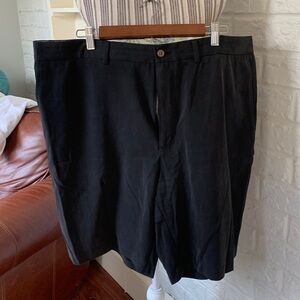 Tommy Bahama Black Silk Blend Flat Front Shorts Size 40